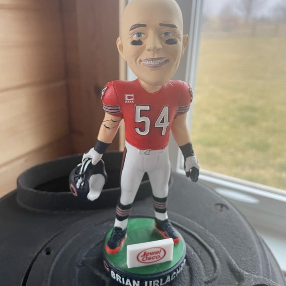 4 pc. Chicago Bears NFL Bobblehead Set - Picture 2 of 8